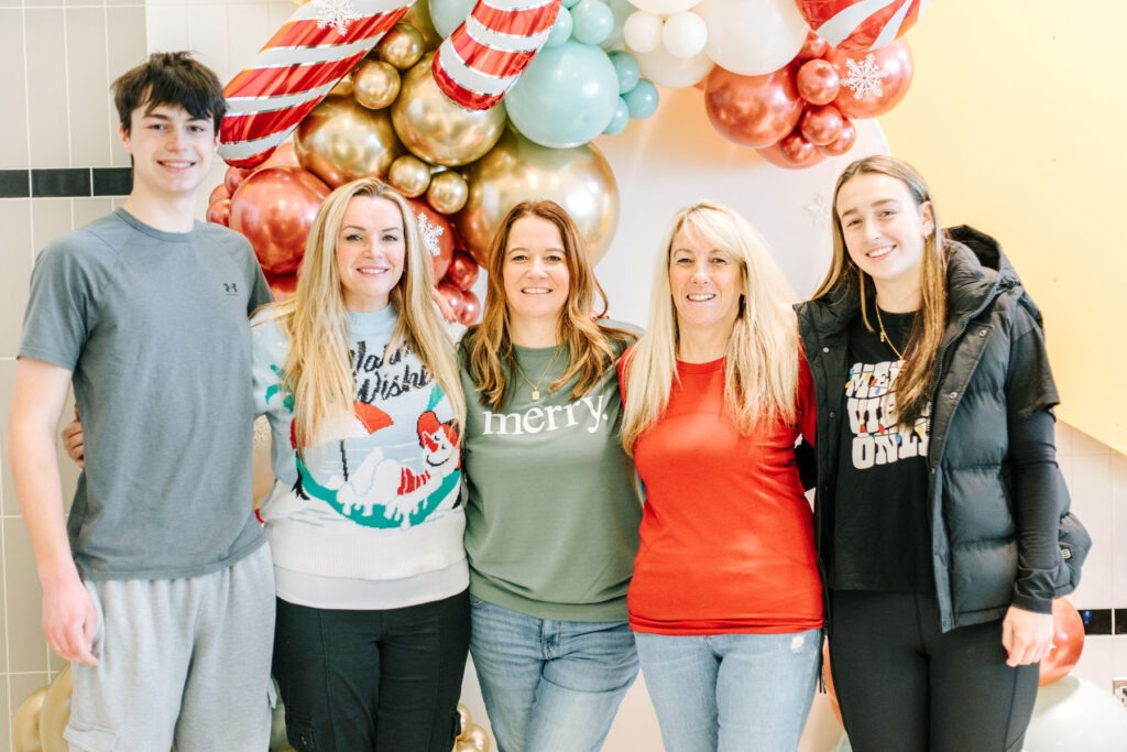 Elaine Jones Team Christmas Family Skate 2024