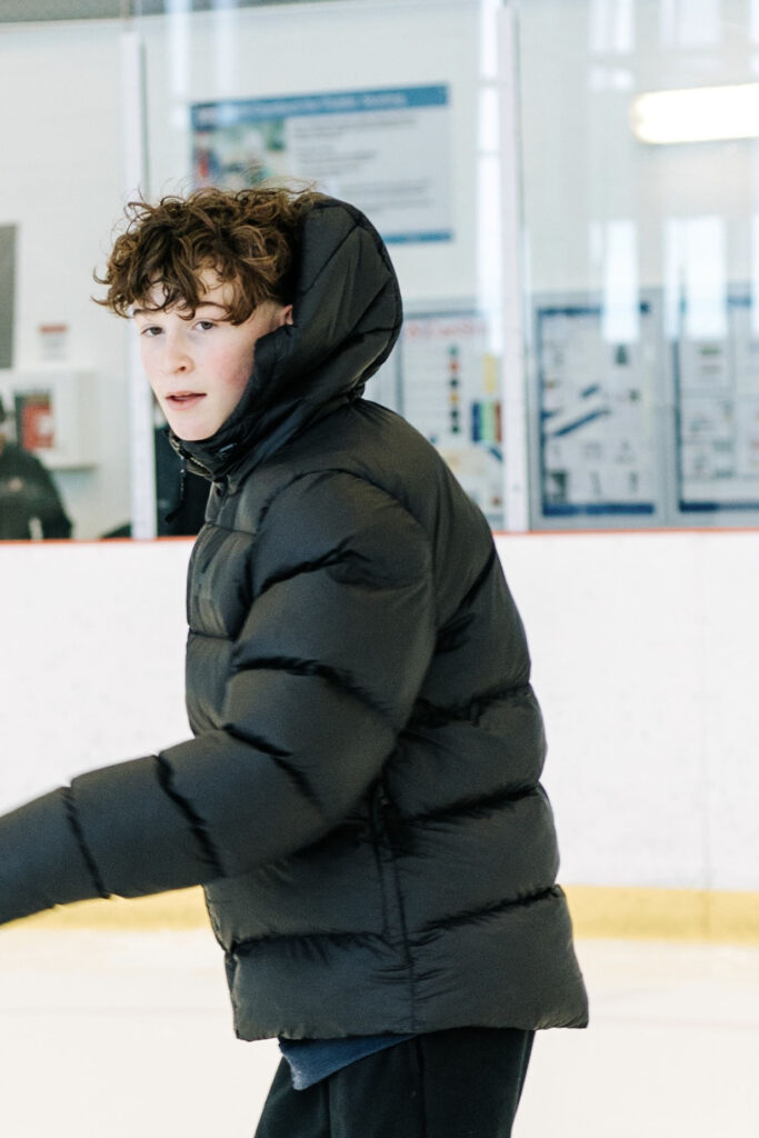 Elaine Jones Team Christmas Family Skate 2024