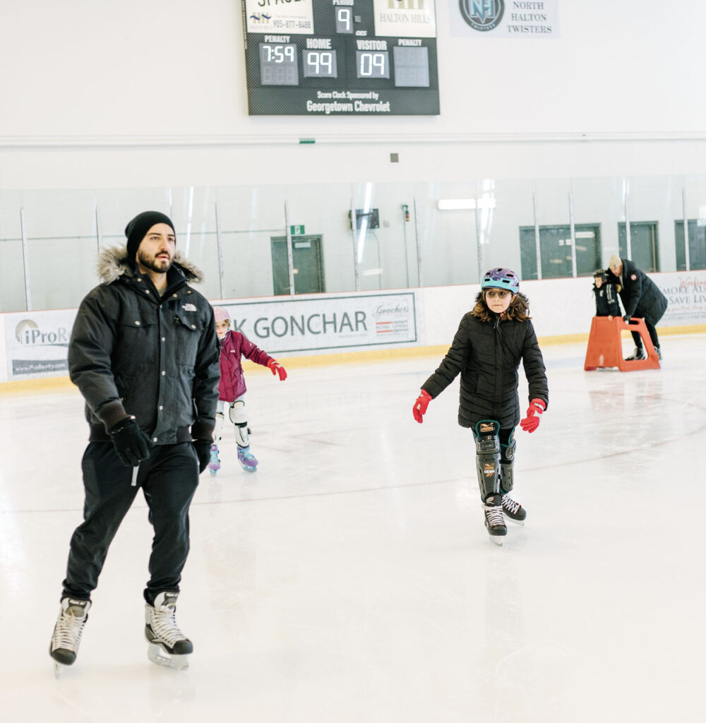 Elaine Jones Team Christmas Family Skate 2024